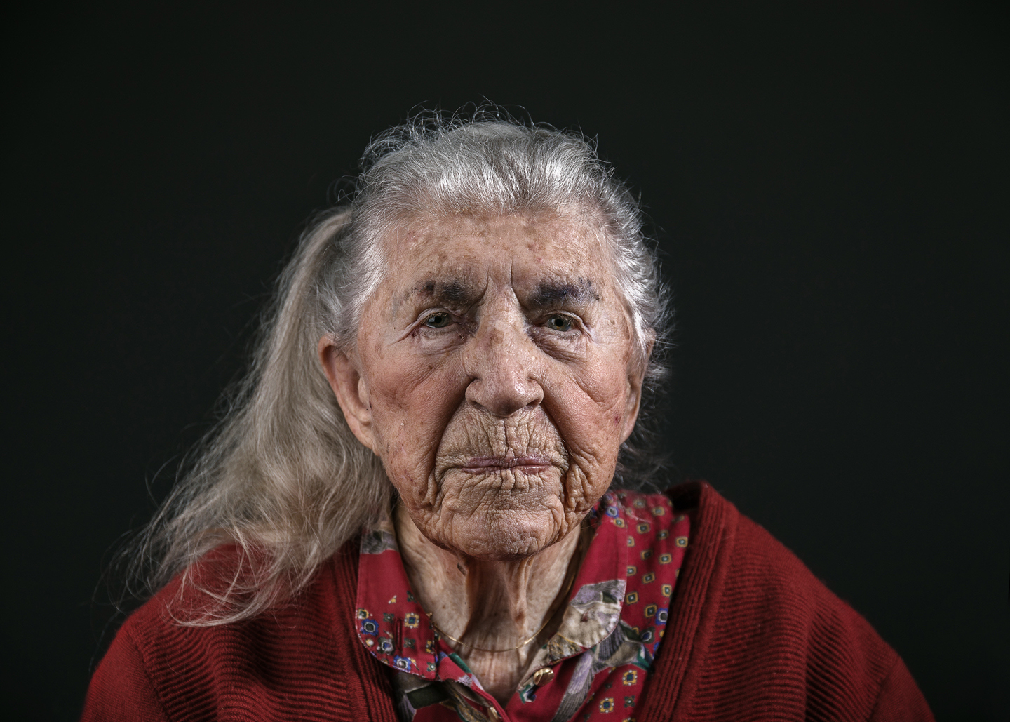 Kvinna från vernissage "Det vackra åldrandet"