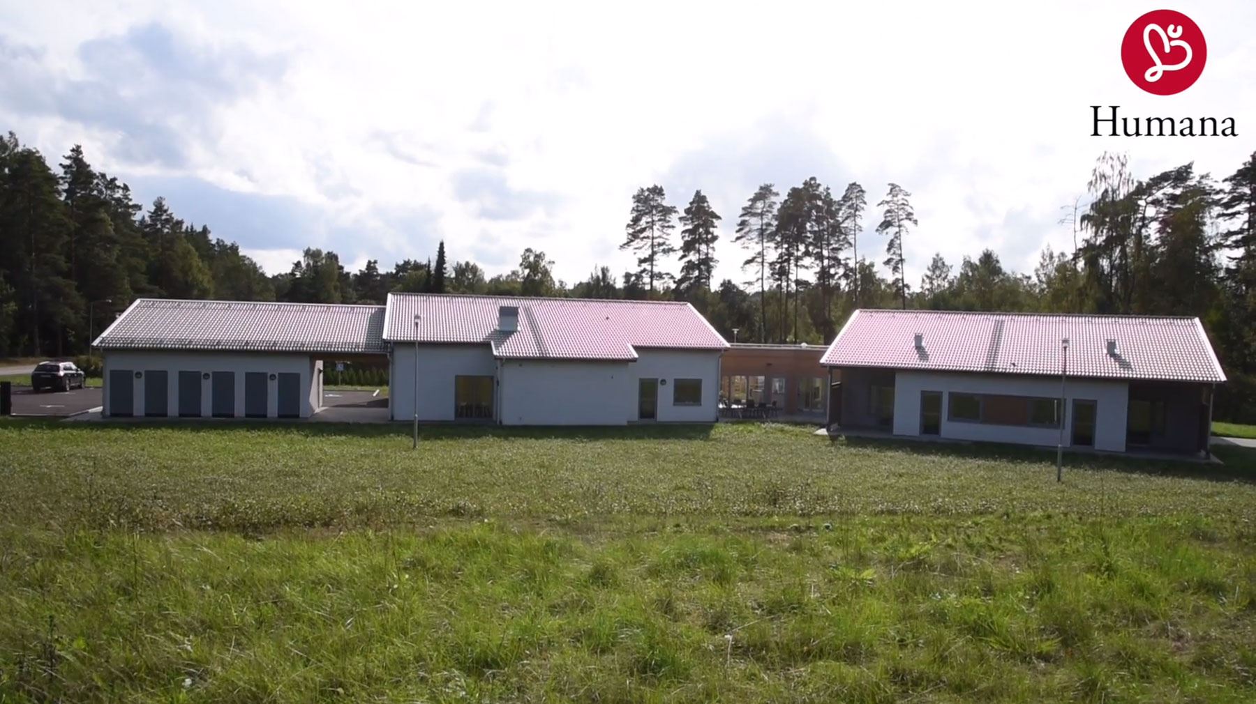 Ljungsjövägens LSS i Ljungby öppnade i augusti 2018 och här bor 6 unga vuxna som har känt varandra sen barnsben.